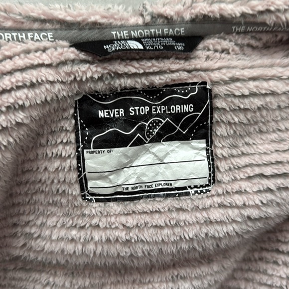 Girl’s The North Face Oso Fuzzy Pink & Grey Striped Full Zipper Jacket. Size XL - Picture 10 of 16